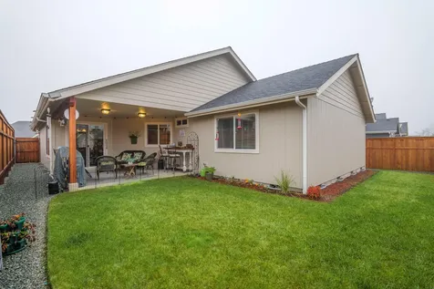2036 SW Truman Way Grants Pass OR 97526
