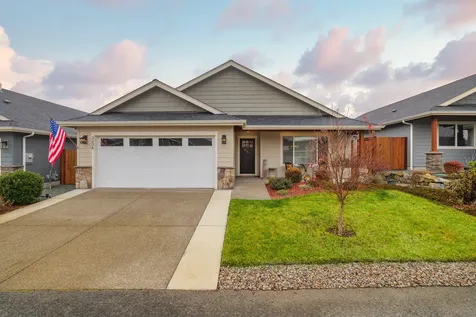 2036 SW Truman Way Grants Pass OR 97526