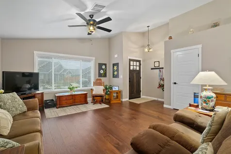 2036 SW Truman Way Grants Pass OR 97526
