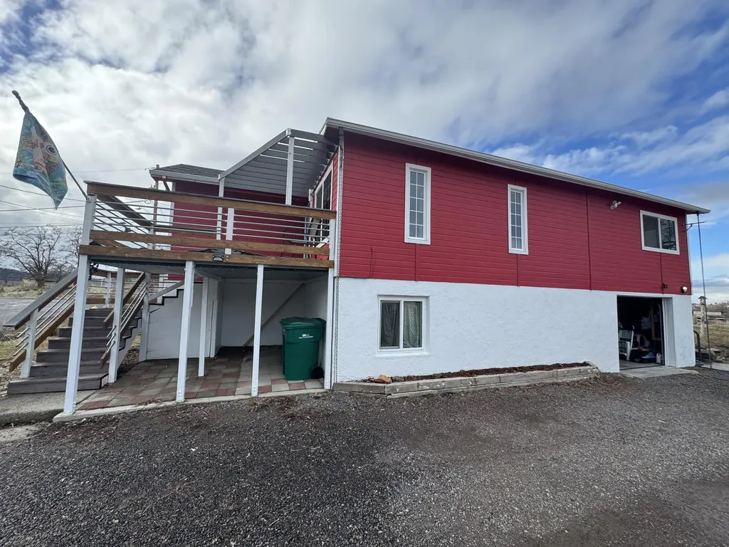 53 W Iowa Street Klamath Falls OR 97601