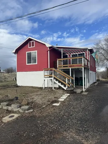 53 W Iowa Street Klamath Falls OR 97601