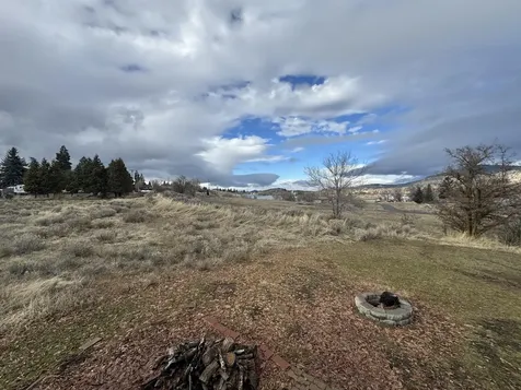 53 W Iowa Street Klamath Falls OR 97601