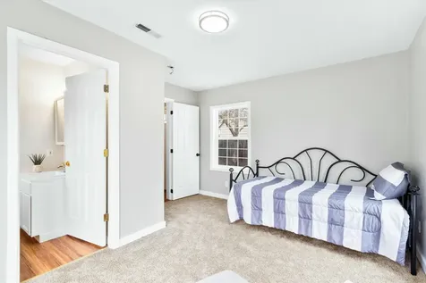 1709 Meadows Lane Medford OR 97501