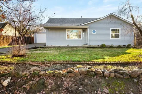 1709 Meadows Lane Medford OR 97501