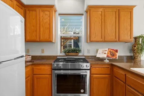 2086 Creek Drive Ashland OR 97520