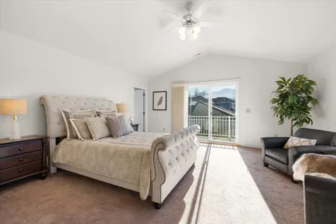 2086 Creek Drive Ashland OR 97520