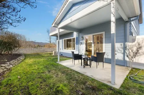 2086 Creek Drive Ashland OR 97520