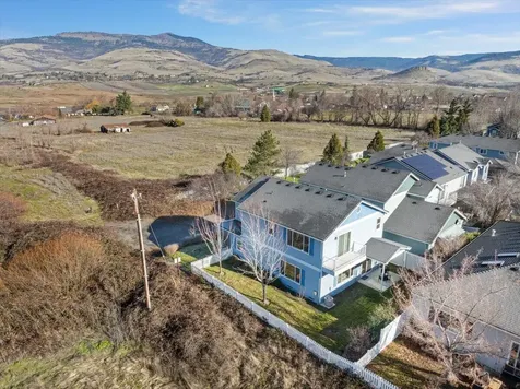 2086 Creek Drive Ashland OR 97520