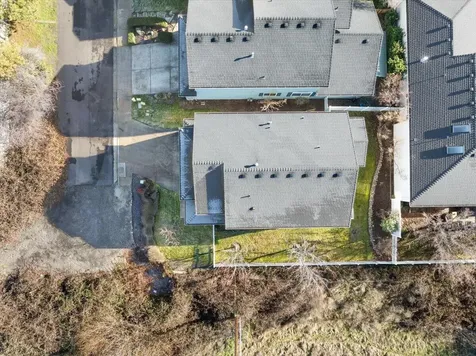 2086 Creek Drive Ashland OR 97520