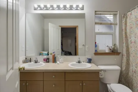 2805 SW Indian Avenue Redmond OR 97756
