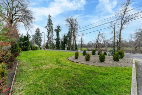 3130 Lower River Road Grants Pass OR 97526