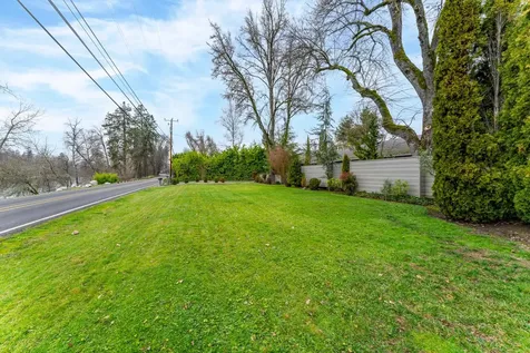 3130 Lower River Road Grants Pass OR 97526