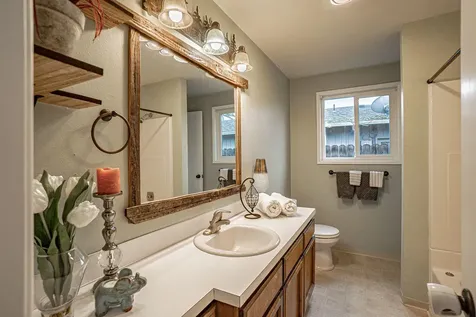 3066 Starwood Court Medford OR 97501