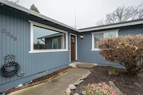 3066 Starwood Court Medford OR 97501