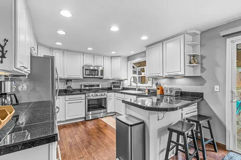 1349 Ramada Avenue Medford OR 97504
