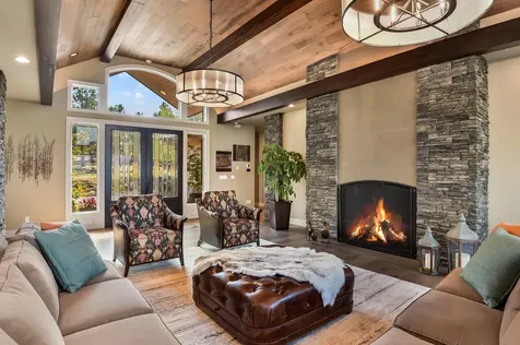 2806 NW Nightfall Circle Bend OR 97703