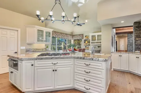 2806 NW Nightfall Circle Bend OR 97703