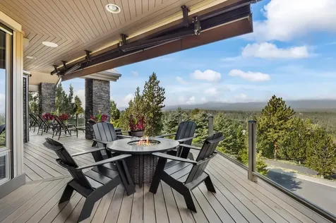 2806 NW Nightfall Circle Bend OR 97703