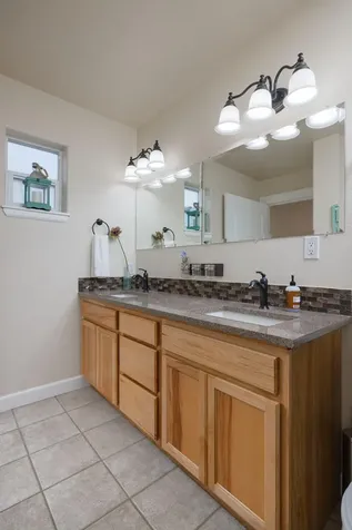 2738 NE Jill Avenue Bend OR 97701