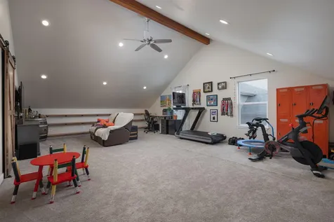2738 NE Jill Avenue Bend OR 97701