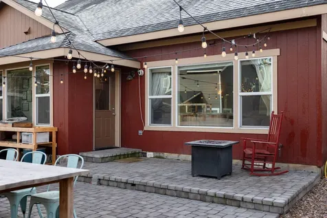 2738 NE Jill Avenue Bend OR 97701