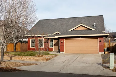 2738 NE Jill Avenue Bend OR 97701