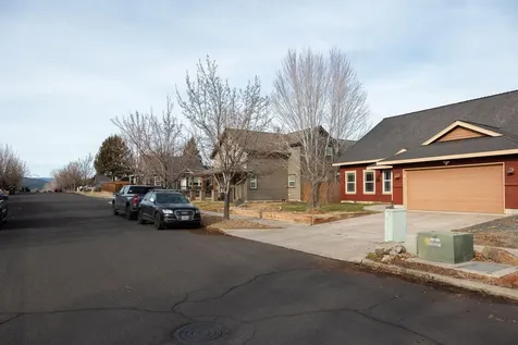2738 NE Jill Avenue Bend OR 97701