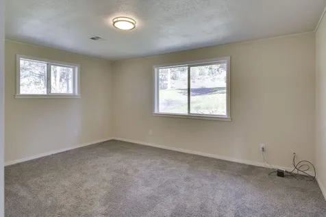 12760 SE Davis Loop Prineville OR 97754