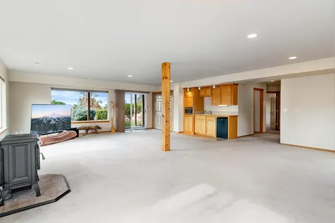 65195 85th Street Bend OR 97703