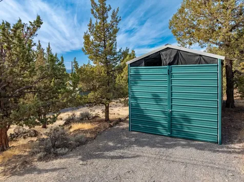 65195 85th Street Bend OR 97703