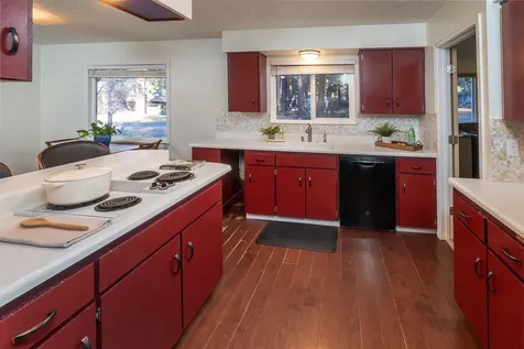 61271 Kwinnum Drive Bend OR 97702