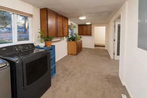 61271 Kwinnum Drive Bend OR 97702