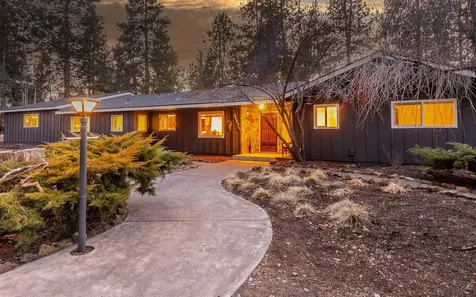 61271 Kwinnum Drive Bend OR 97702