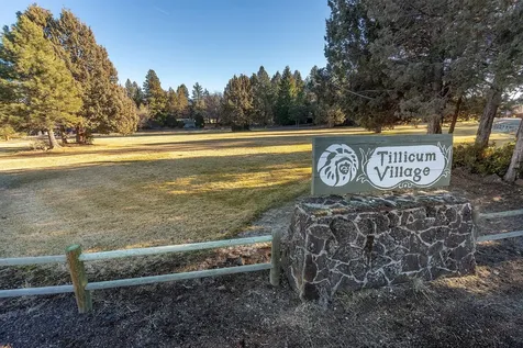 61271 Kwinnum Drive Bend OR 97702