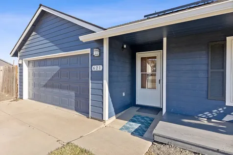 621 SW Cedar Hill Drive Madras OR 97741