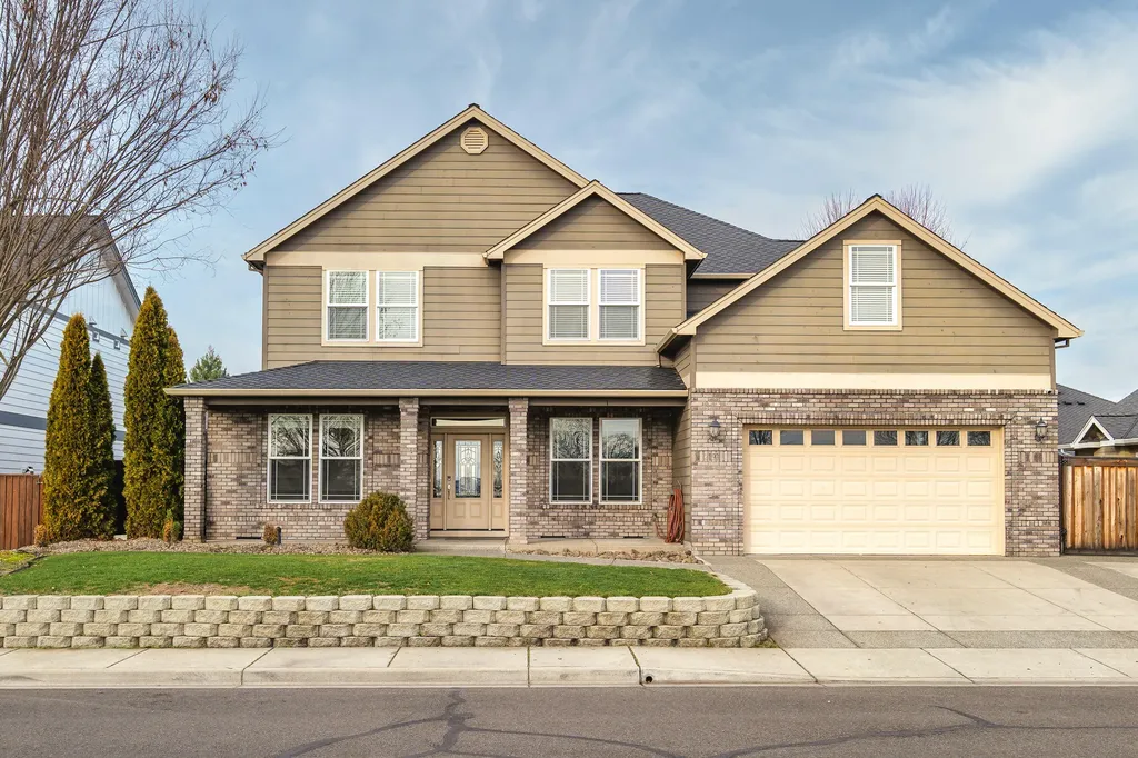 2193 Jeremy Street Central Point OR 97502