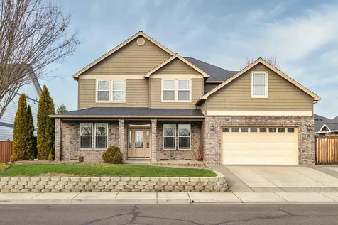 2193 Jeremy Street Central Point OR 97502