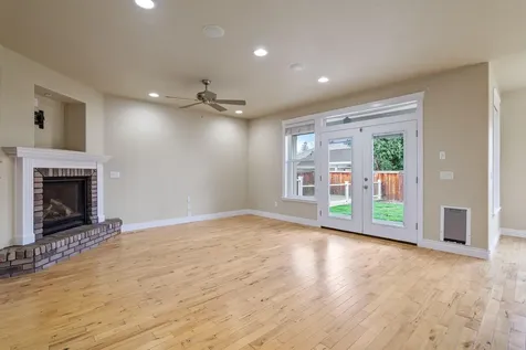 2193 Jeremy Street Central Point OR 97502