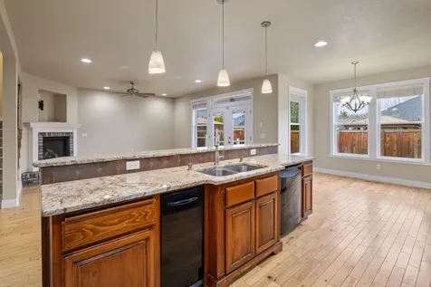 2193 Jeremy Street Central Point OR 97502