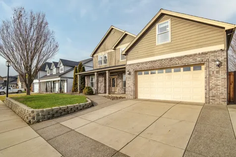 2193 Jeremy Street Central Point OR 97502