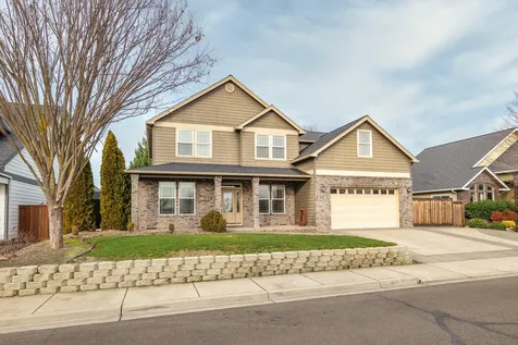 2193 Jeremy Street Central Point OR 97502
