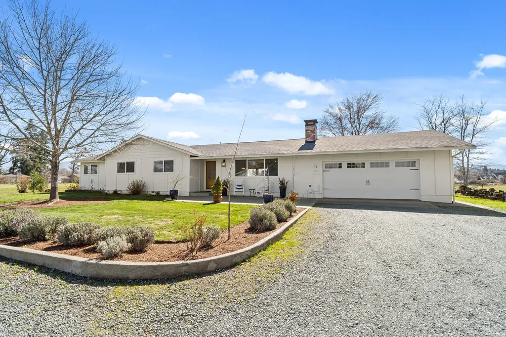 3497 Leonard Road Grants Pass OR 97527