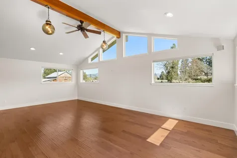 3497 Leonard Road Grants Pass OR 97527