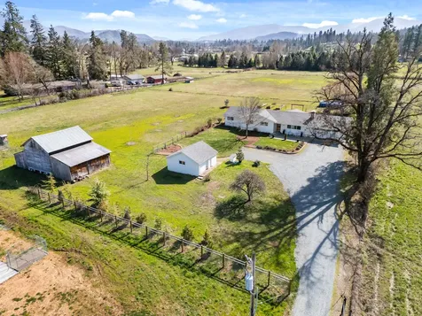 3497 Leonard Road Grants Pass OR 97527