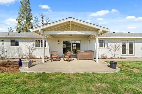 3497 Leonard Road Grants Pass OR 97527