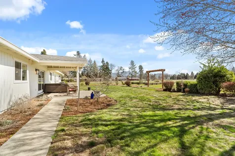 3497 Leonard Road Grants Pass OR 97527