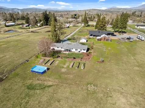 3497 Leonard Road Grants Pass OR 97527