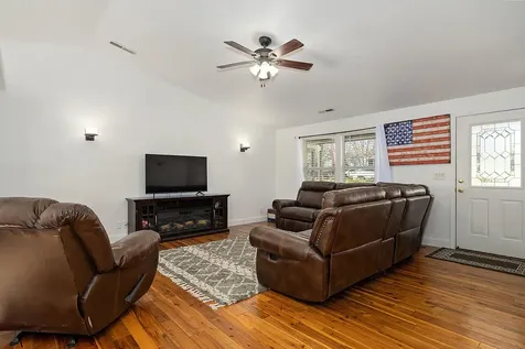 492 Westminster Drive Eagle Point OR 97524