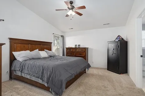 492 Westminster Drive Eagle Point OR 97524