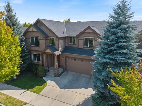 1228 NE Steins Pillar Drive Prineville OR 97754
